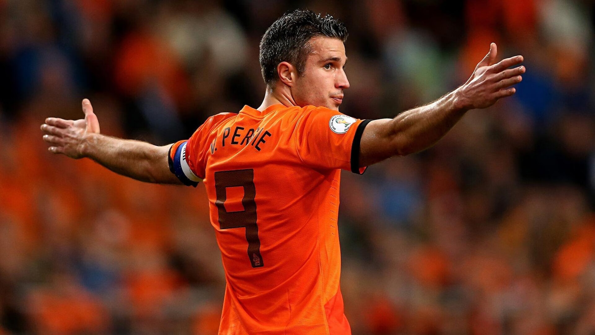 AYX SPORTS-足球教练继续教育体系缺乏强制机制，足球培训体系