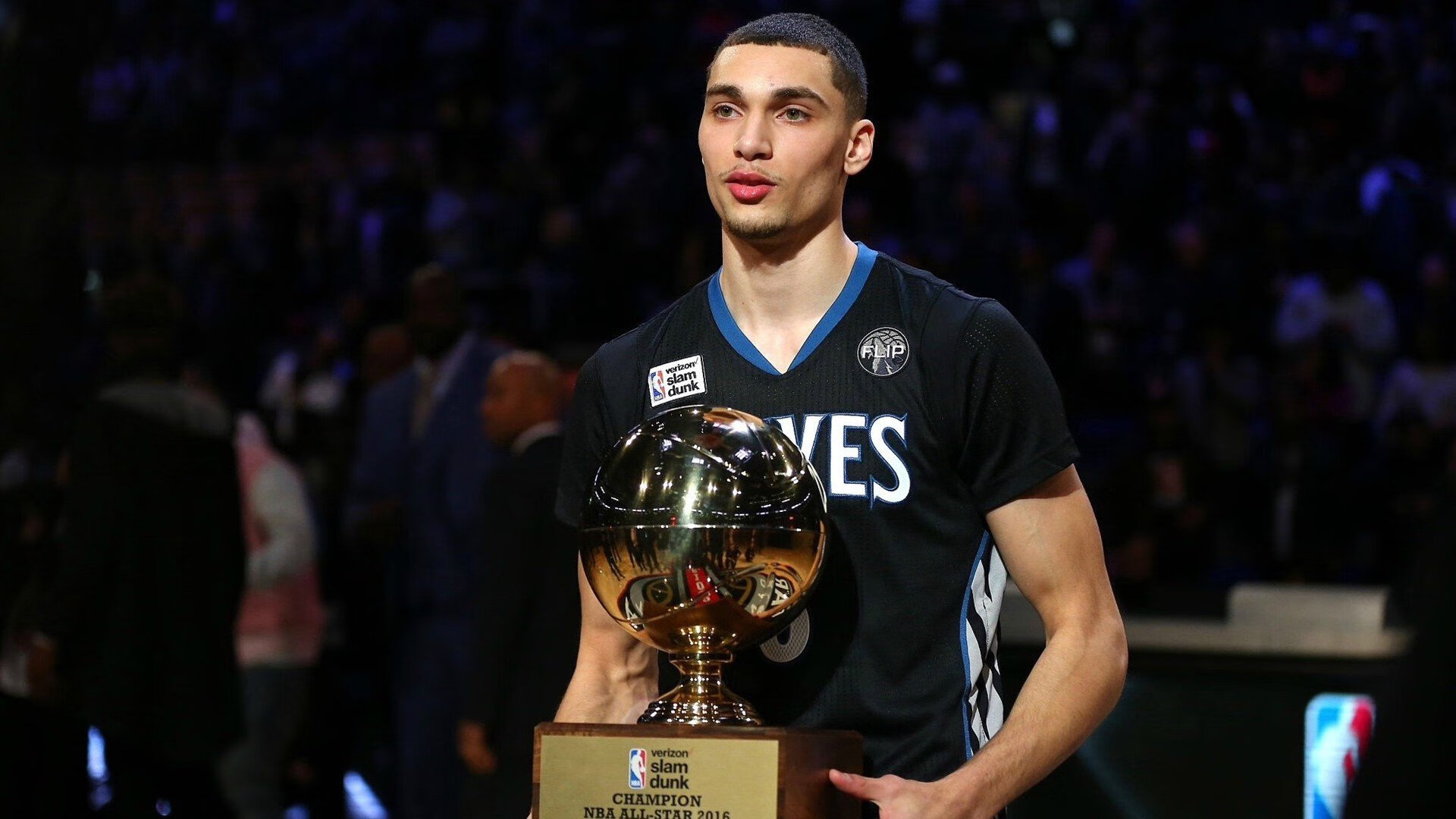 定了!火箭对独行侠,休城主力前锋缺阵,伤势不严重,或只休1场